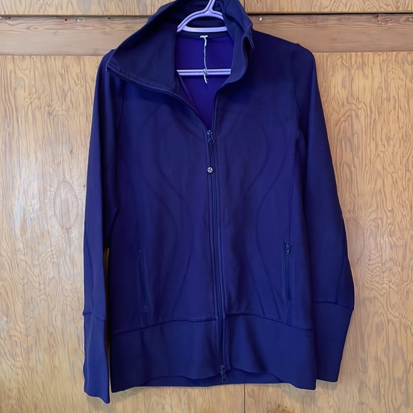 Lululemon stride jacket - Picture 4 of 7